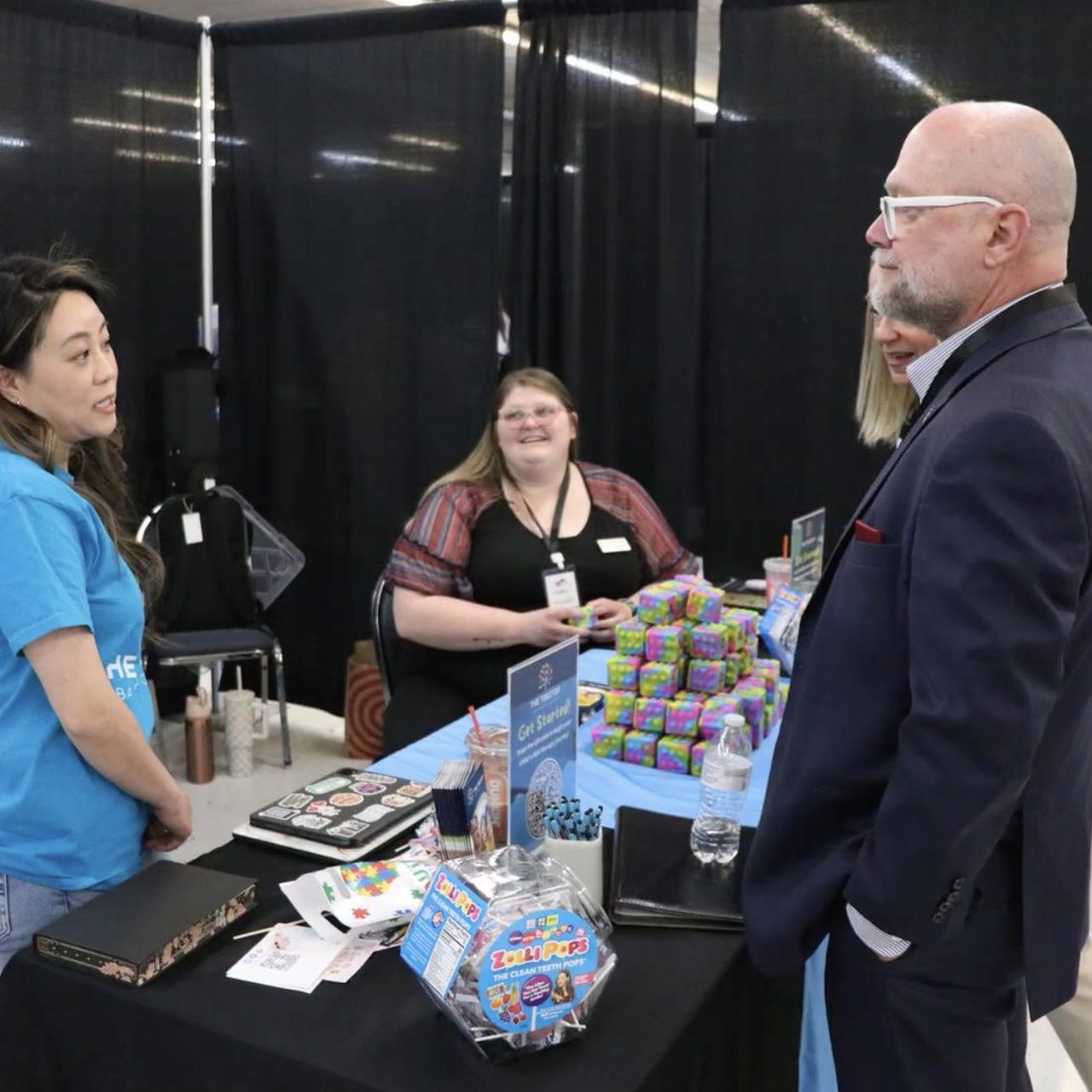 Treetop team meeting the mayor at the CHILL Act expo