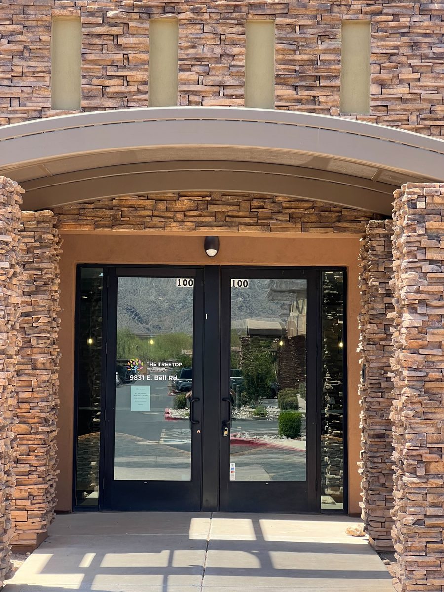 Treetop Scottsdale clinic entrance doors